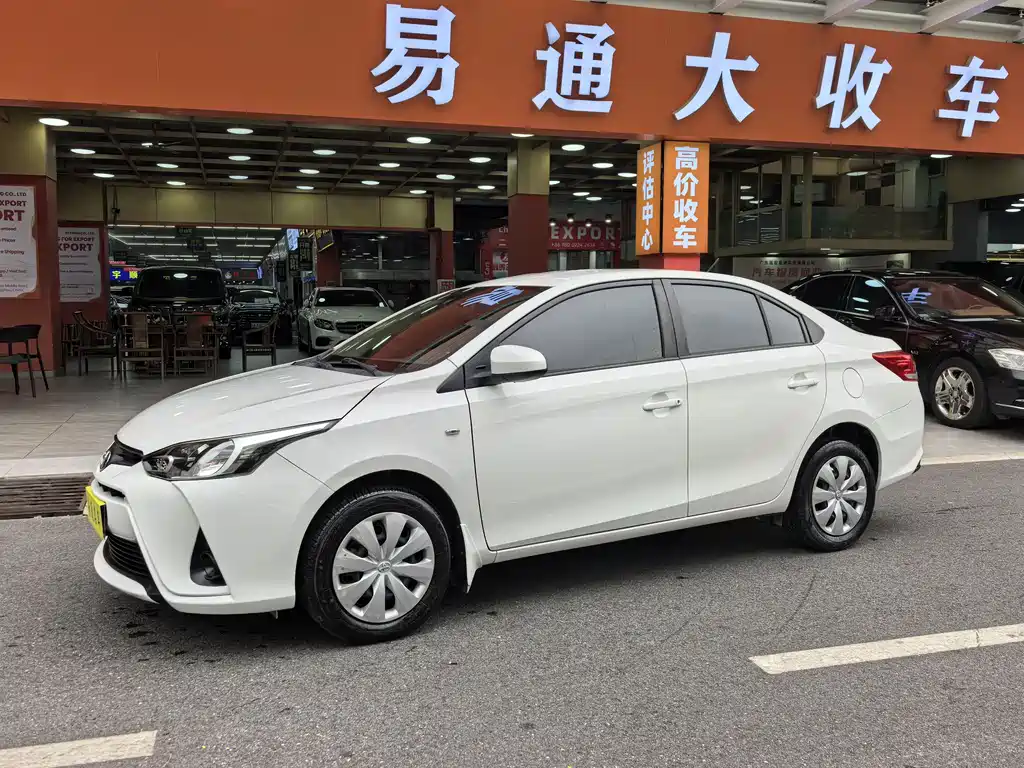 TOYOTA YARIS L TO ENJOY