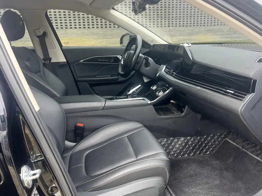 Bestune B70 2023 1.5T AT 70