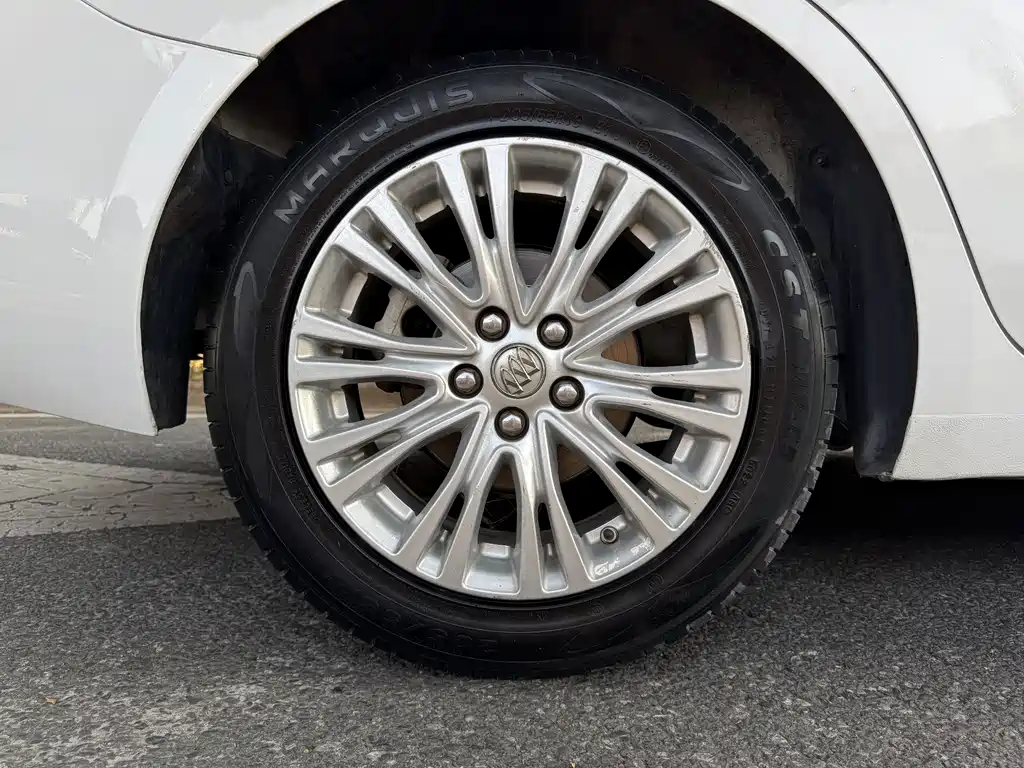 Buick Excelle — фотографии объявления, Фото 17