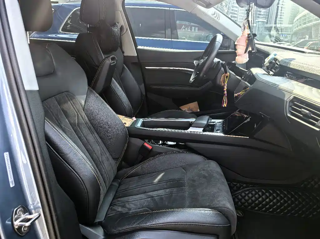 Audi e-tron — миниатюра 7