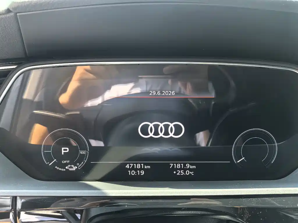 Audi e-tron — миниатюра 12
