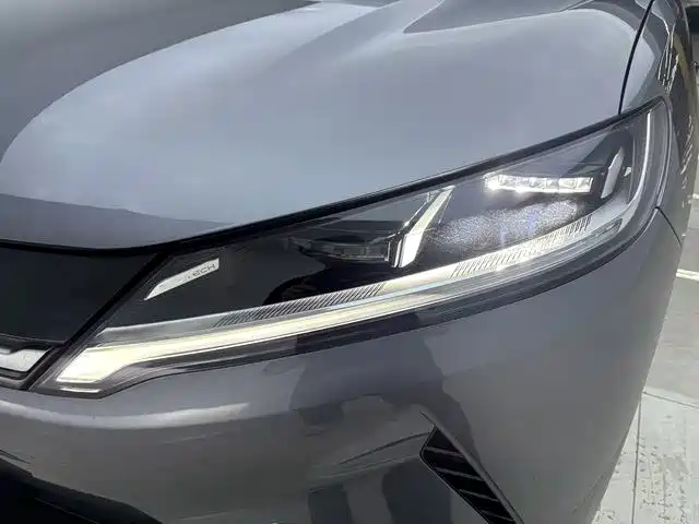 BYD Yuan UP — миниатюра 17