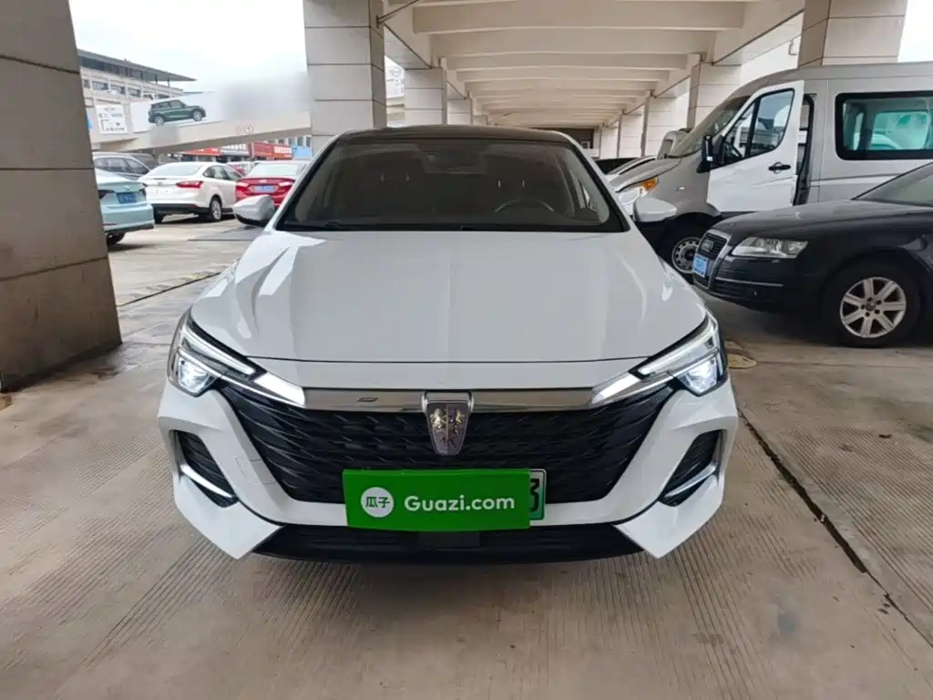 Roewe i6 MAX New Energy — миниатюра 3