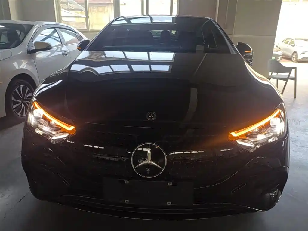 Mercedes-Benz EQE 2022 350