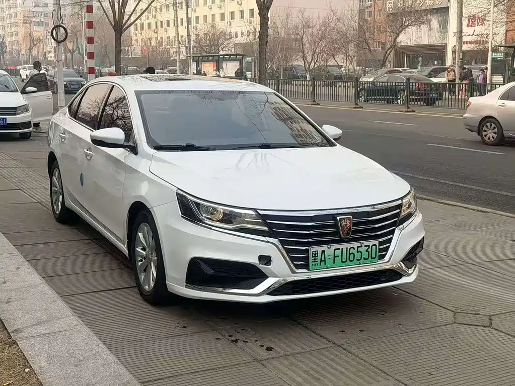 Roewe i6 New Energy — миниатюра 3