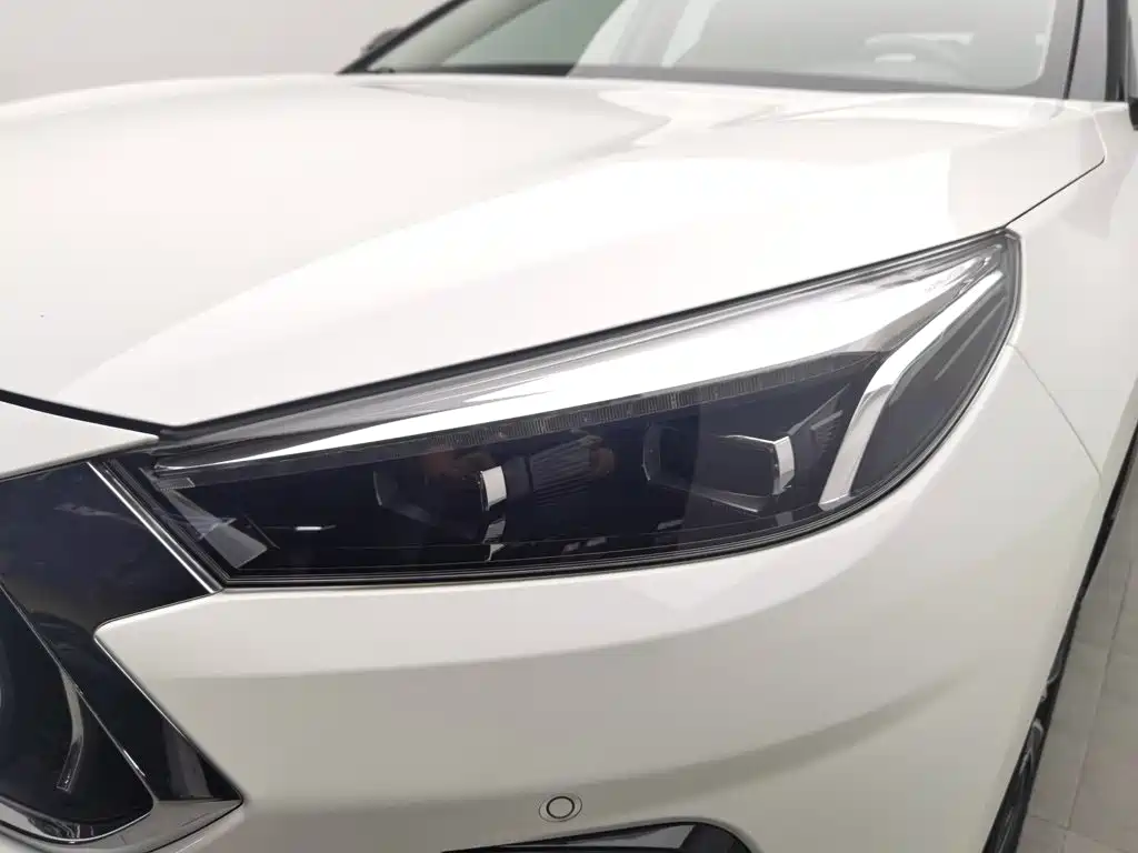 JAC A5 — миниатюра 7