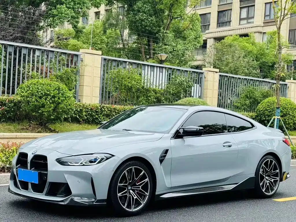 BMW M4 2022