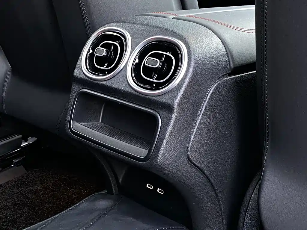 Mercedes-Benz C-Class AMG — миниатюра 16