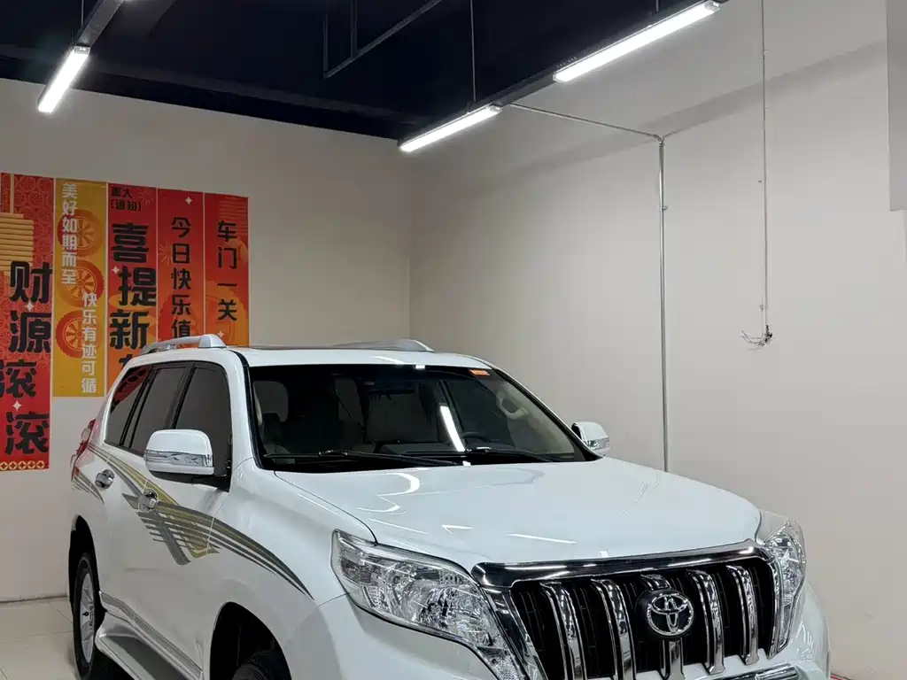Toyota Prado (Import) — миниатюра 3