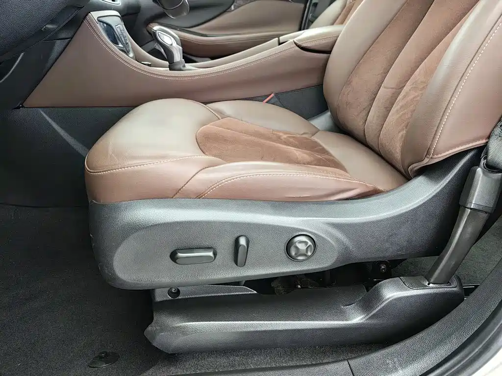 Buick Envision Plus — миниатюра 20