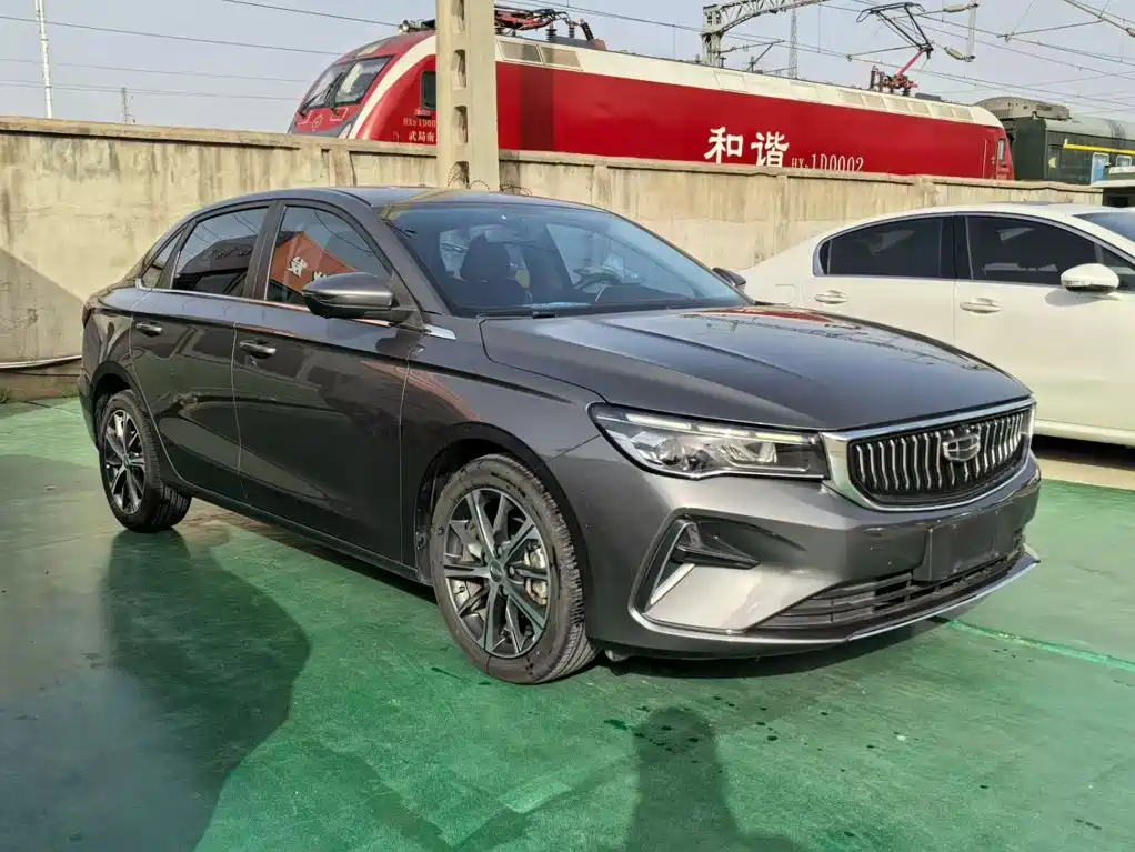 Geely Emgrand — миниатюра 3