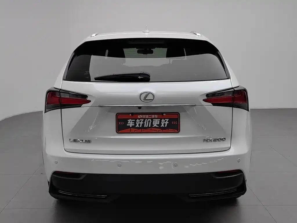 Lexus NX — миниатюра 4