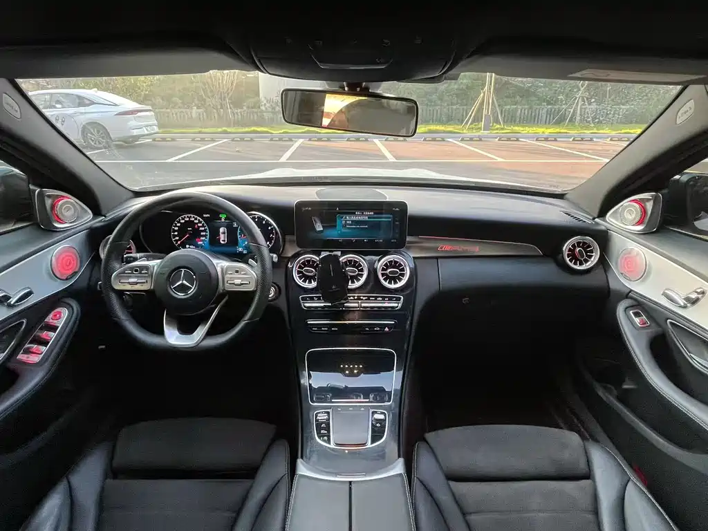 Mercedes-Benz C-Class — миниатюра 5