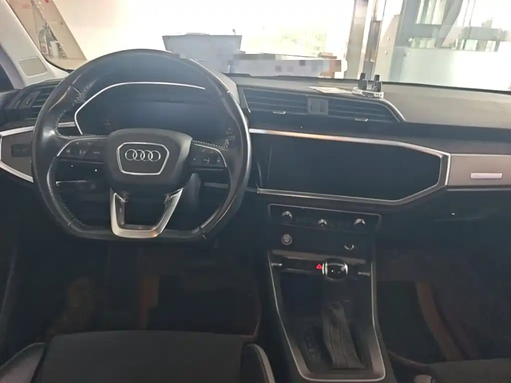Audi Q3 — миниатюра 14