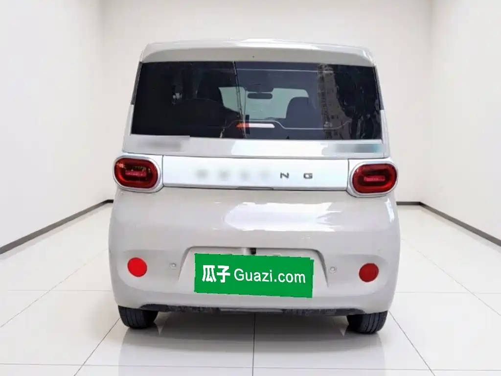 Wuling MINIEV — миниатюра 3
