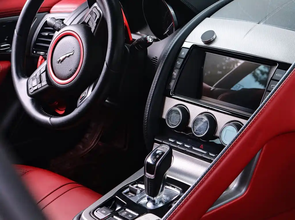 Jaguar F-TYPE — миниатюра 9