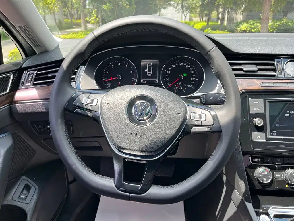 Volkswagen Magotan — миниатюра 10