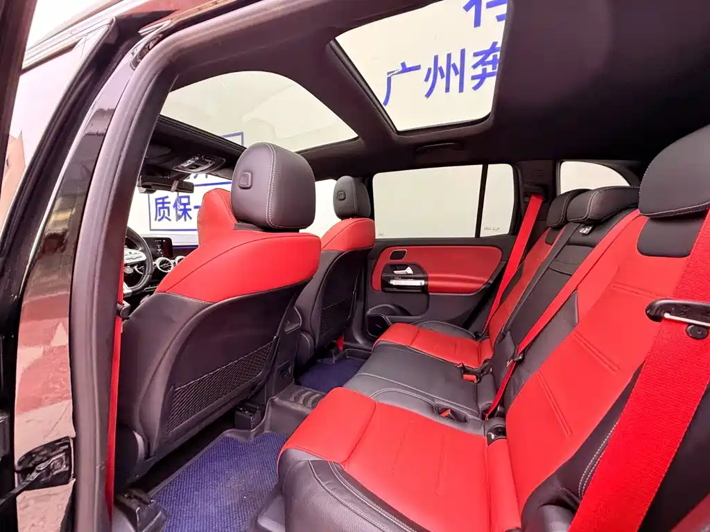 Mercedes-Benz GLB AMG — миниатюра 13