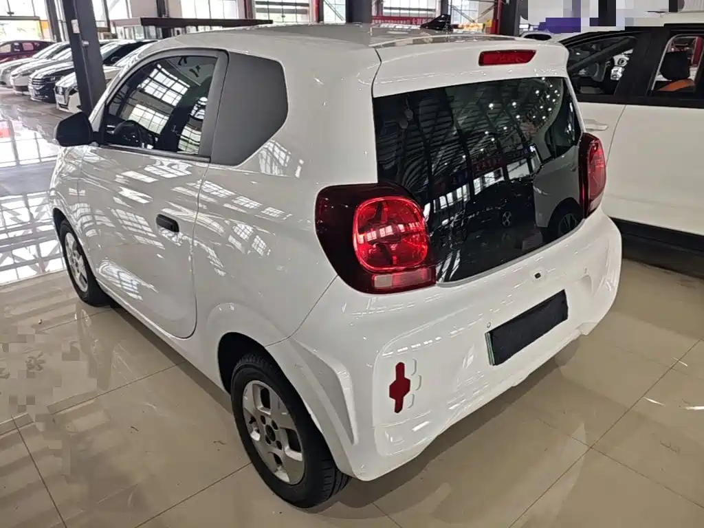 Roewe Clever — миниатюра 5