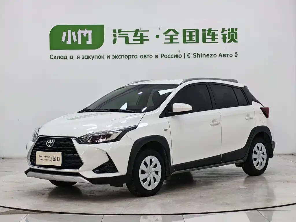 Toyota Yaris L 2022