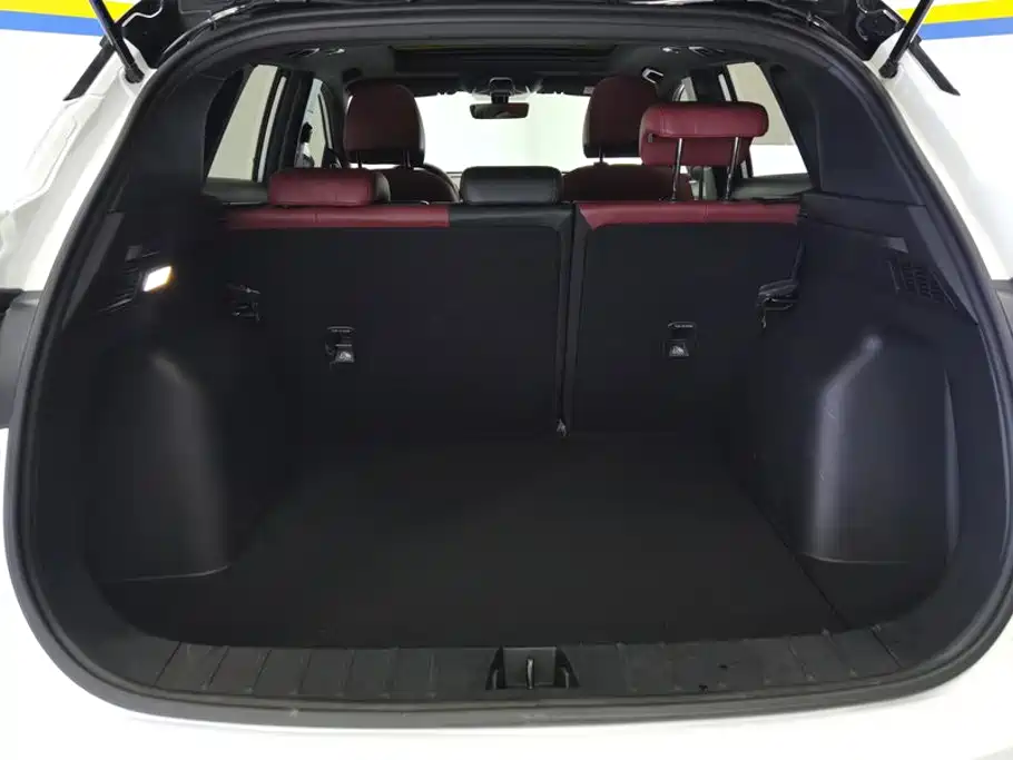 Geely Binyue — миниатюра 4