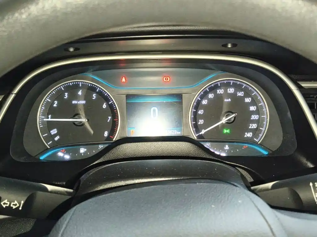 Buick Excelle — миниатюра 4