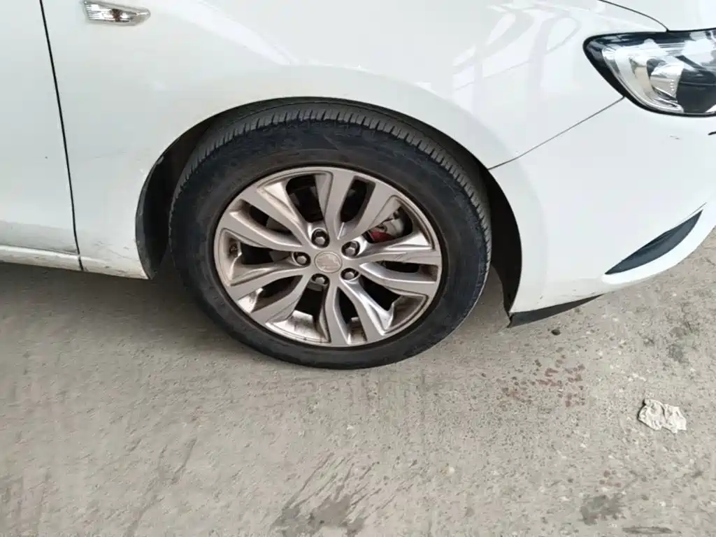 Buick Excelle — миниатюра 16