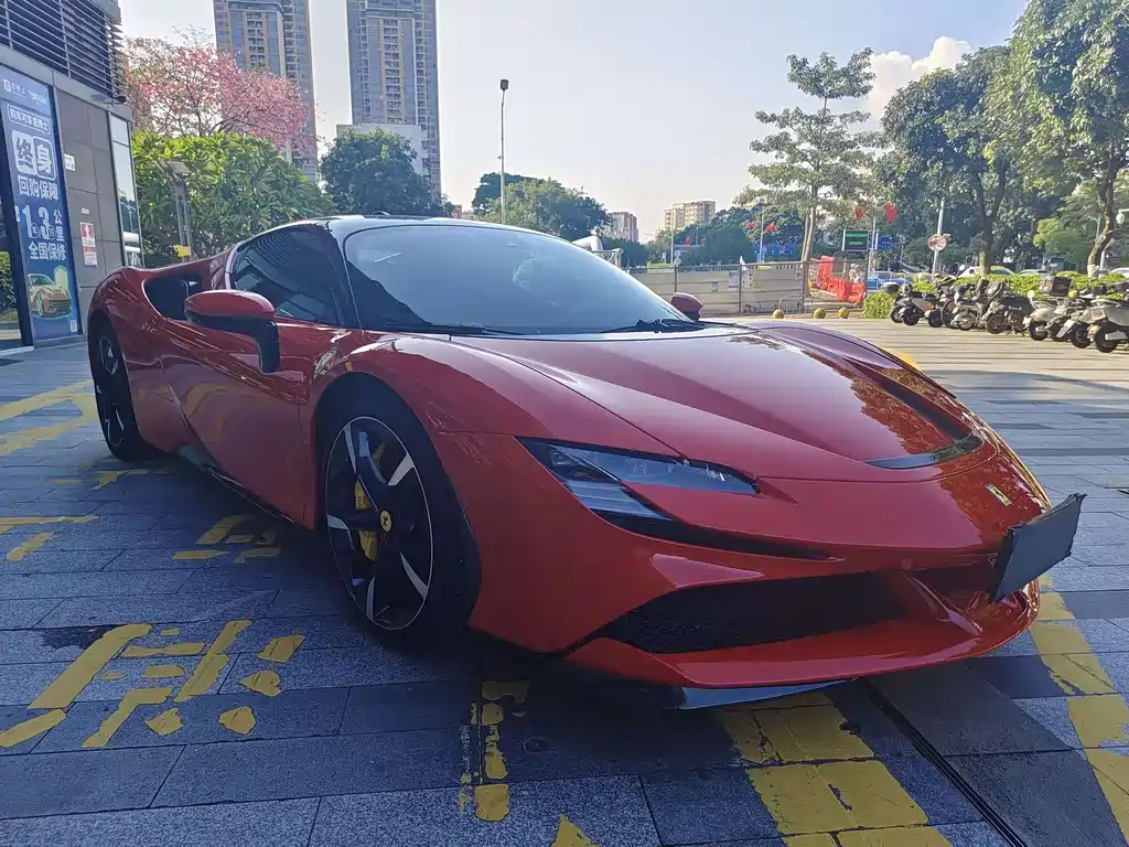FERRARI SF90