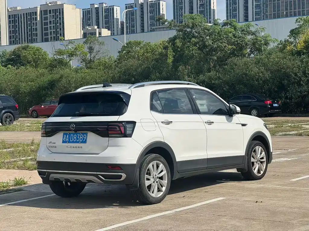 Volkswagen T-Cross — миниатюра 9