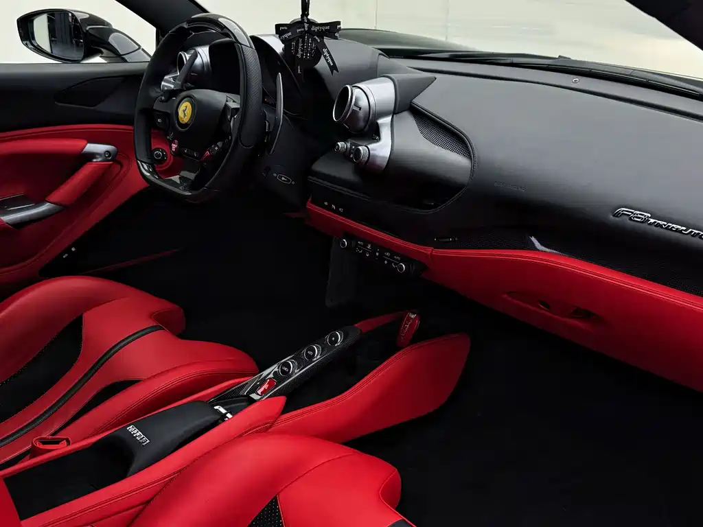 Ferrari F8 — миниатюра 9