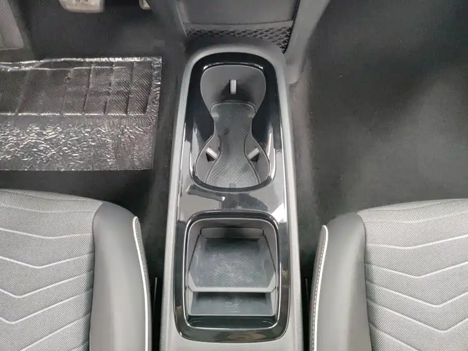 Volkswagen ID.3 — миниатюра 16
