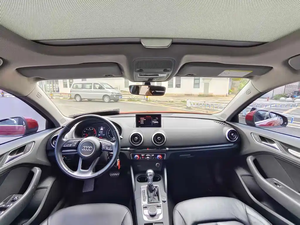 Audi A3 2018 30 Sportback 35 TFSI