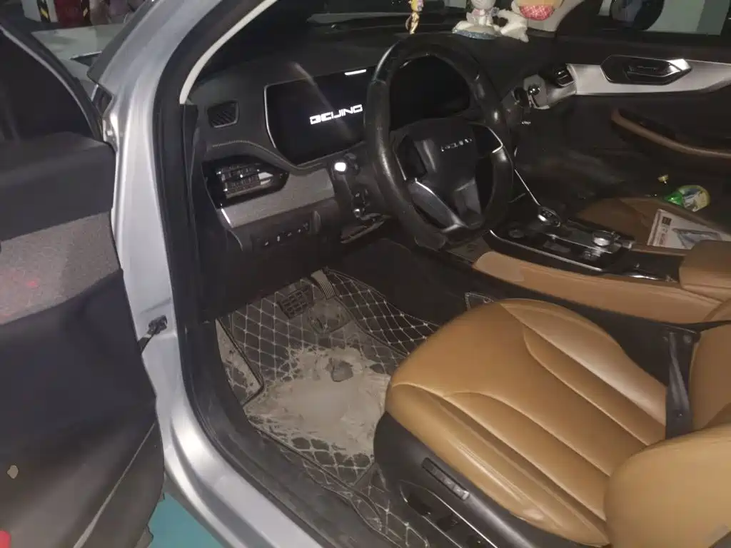 BAIC X7 — миниатюра 12