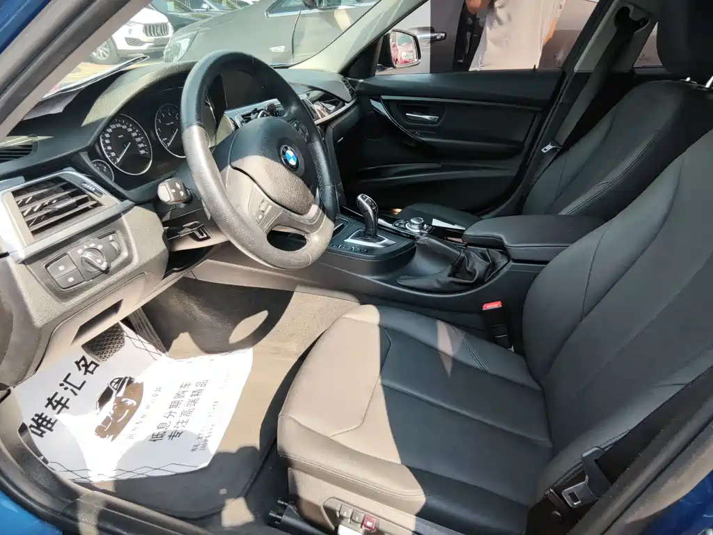 BMW 3 Series — миниатюра 13