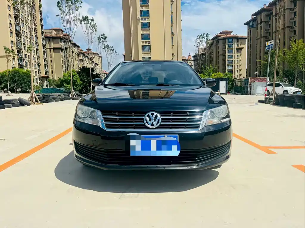 Volkswagen Lavida — миниатюра 2