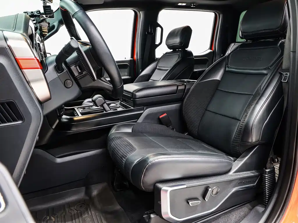 Ford F-150 Raptor — миниатюра 9