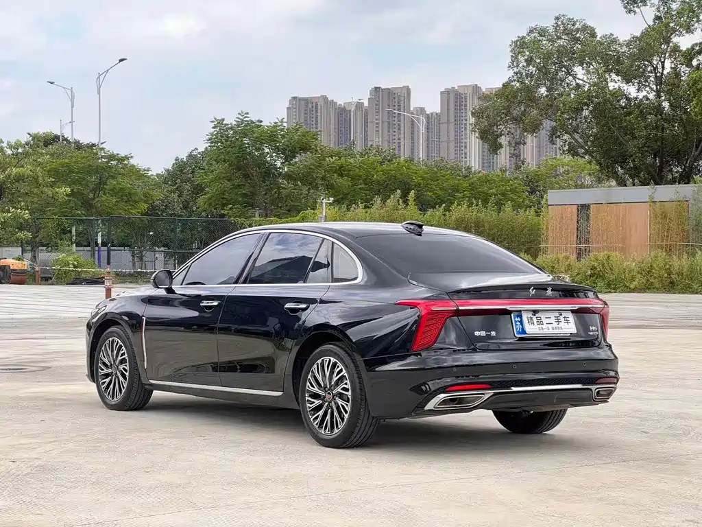 Hongqi Hongqi H5 — миниатюра 4