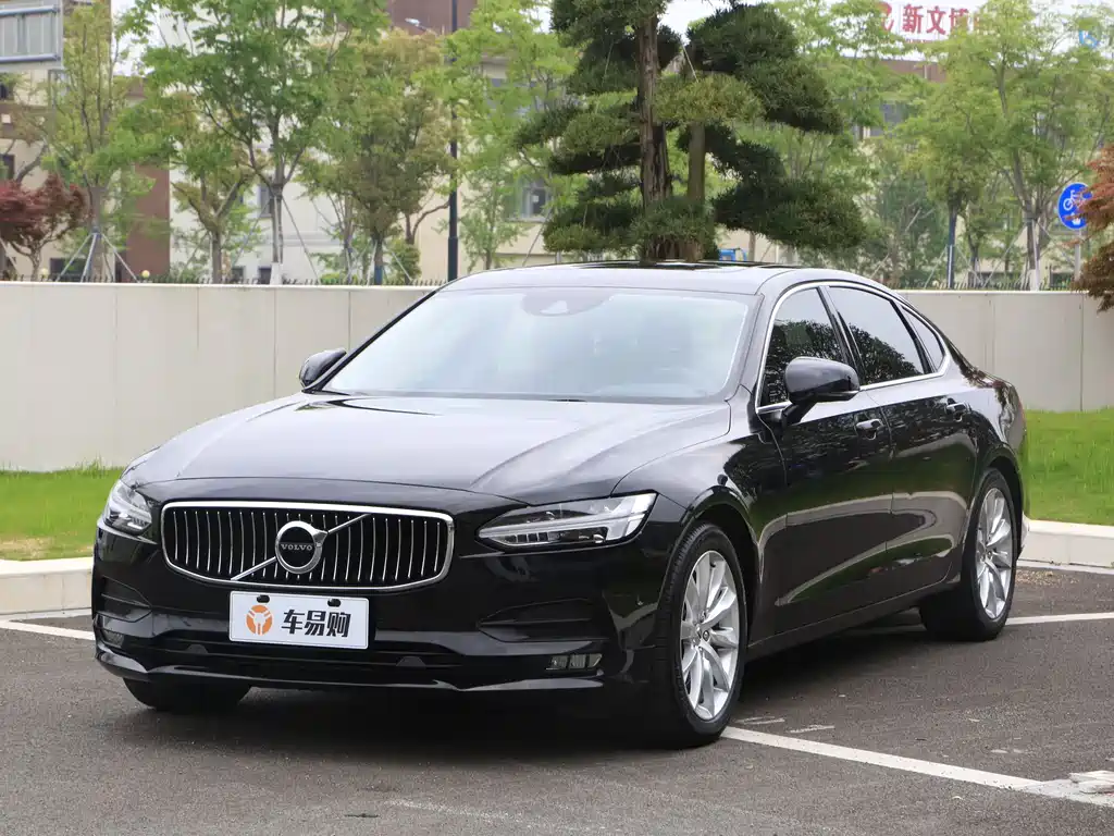 Volvo S90 2018