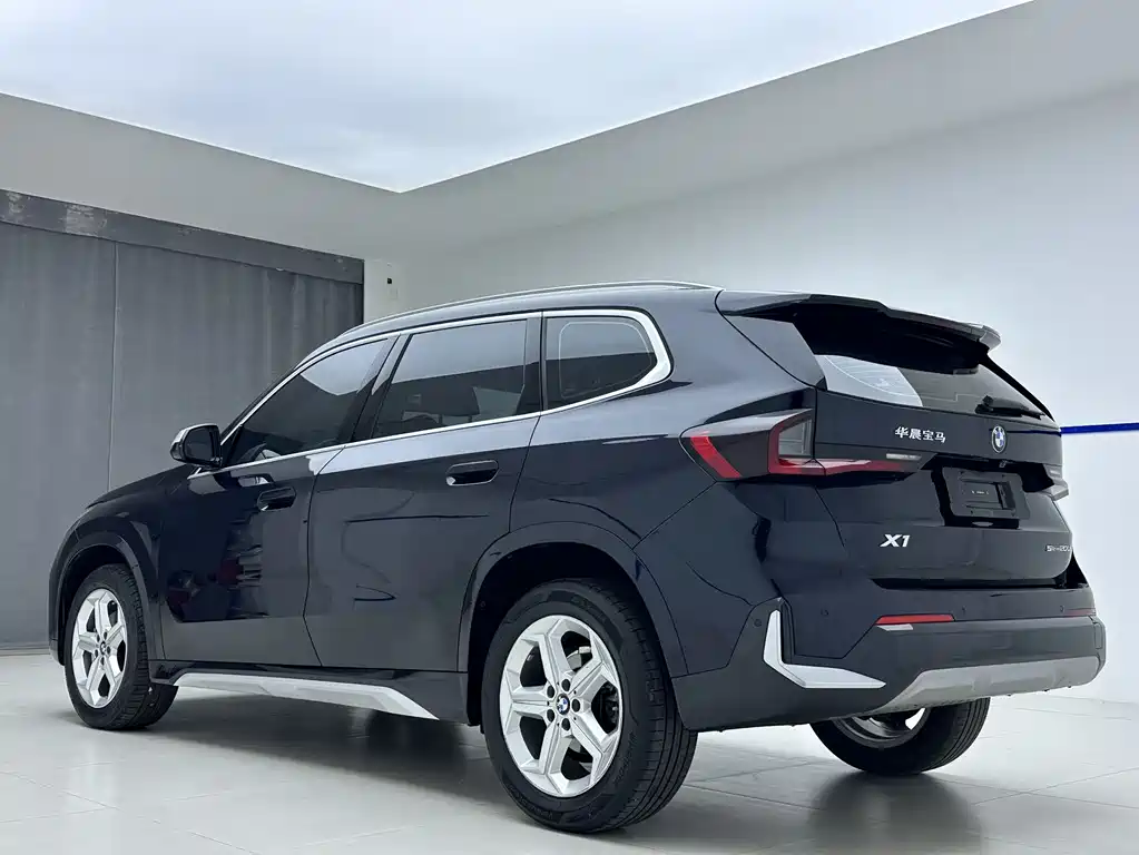 BMW X1 2023 sDrive20Li X
