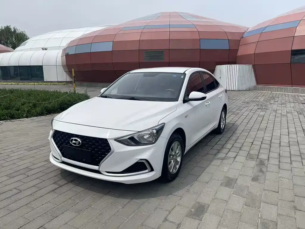 Hyundai Elantra 2021