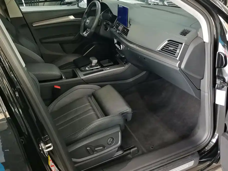 Audi Q5L — миниатюра 8