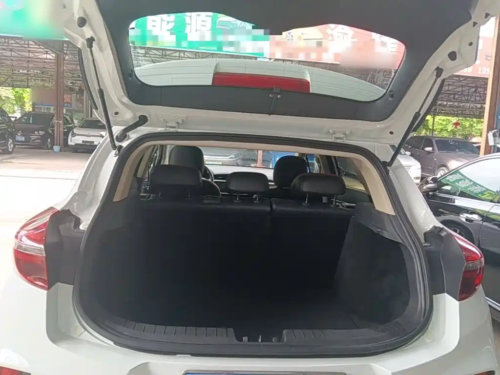 Geely Emgrand GS — миниатюра 19