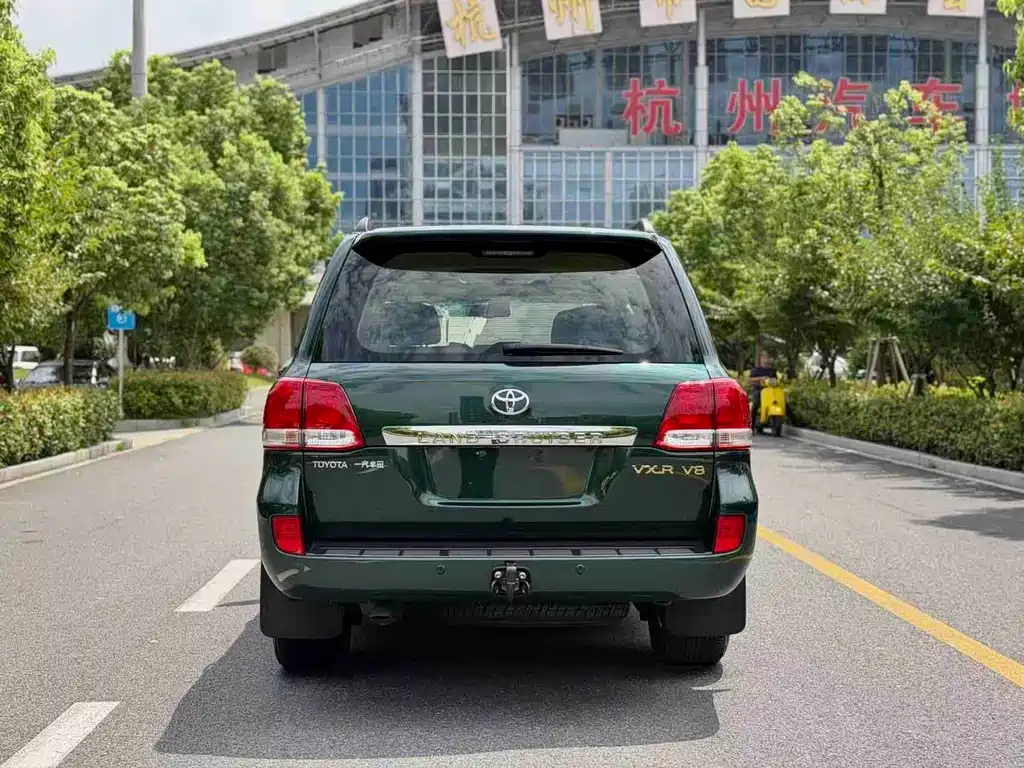 Toyota Land Cruiser — миниатюра 5