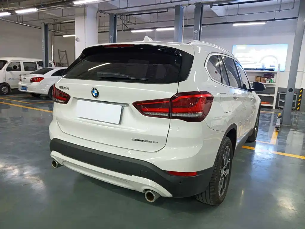 BMW X1 — миниатюра 6