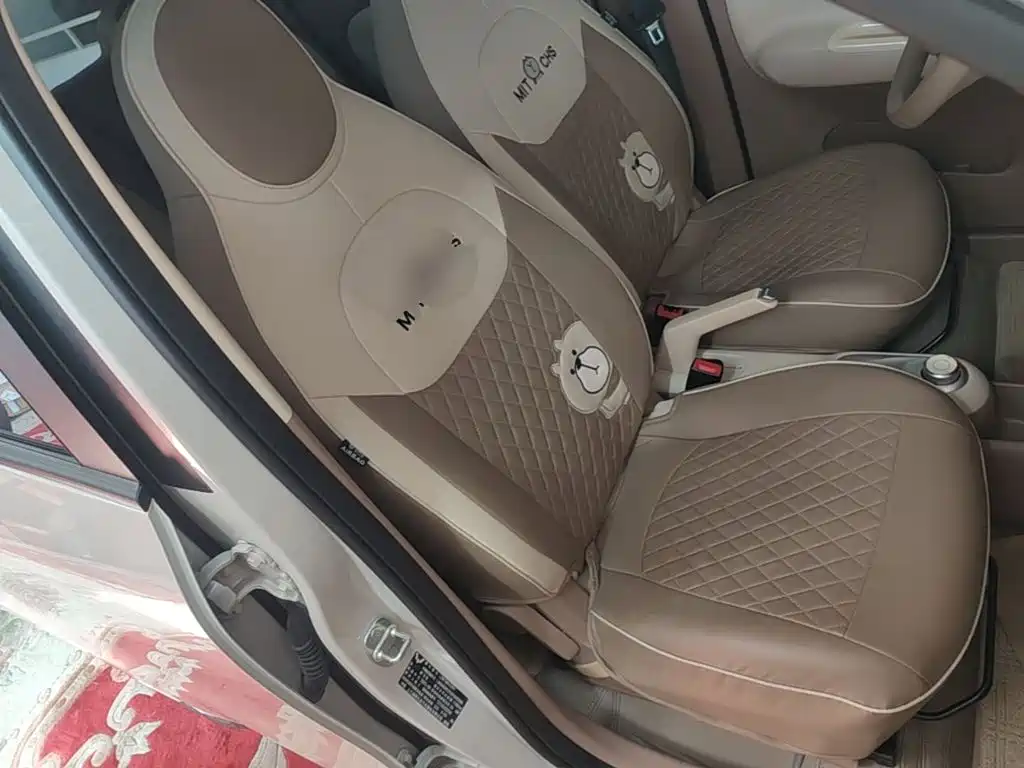Wuling MINIEV — миниатюра 25