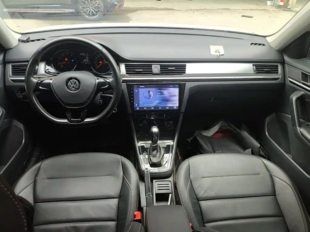 Volkswagen Bora — миниатюра 6