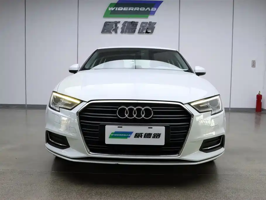 Audi A3 2019 Limousine 35 TFSI VI