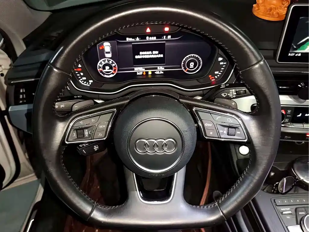 Audi A4L 2017 45 TFSI quattro Sport