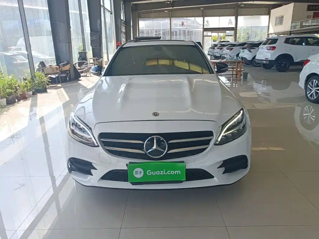 Mercedes-Benz C-Class — миниатюра 3