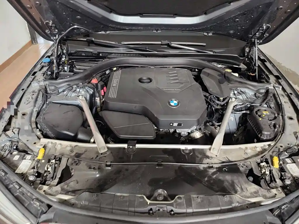 BMW 5 Series (Import) — миниатюра 20
